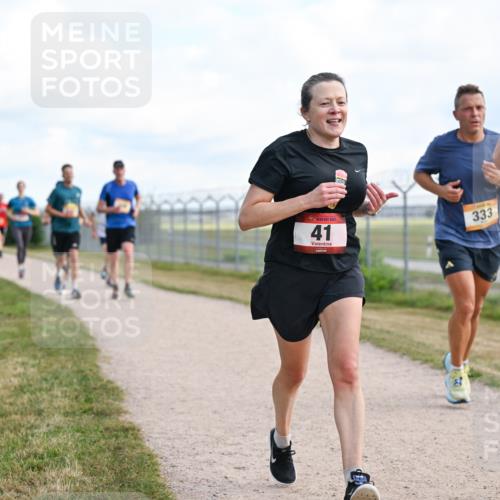 14.09.2025 - Airport Race Dr. Thomas Lammeyer http://msf.ph/oto/8868464 14.09.2025 12:12:32 Laufen 41, 333, 105 meine-sportfotos.de