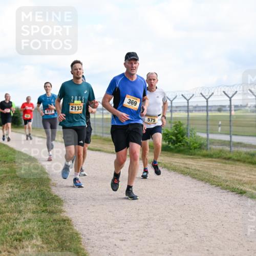 14.09.2025 - Airport Race Dr. Thomas Lammeyer http://msf.ph/oto/8868473 14.09.2025 12:12:35 Laufen 2025, 2133, 369, 575 meine-sportfotos.de