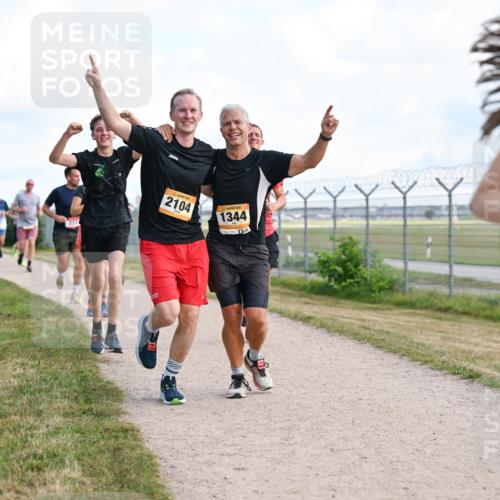 14.09.2025 - Airport Race Dr. Thomas Lammeyer http://msf.ph/oto/8868563 14.09.2025 12:12:47 Laufen 777, 2104, 1344, 13, 4, 42 meine-sportfotos.de