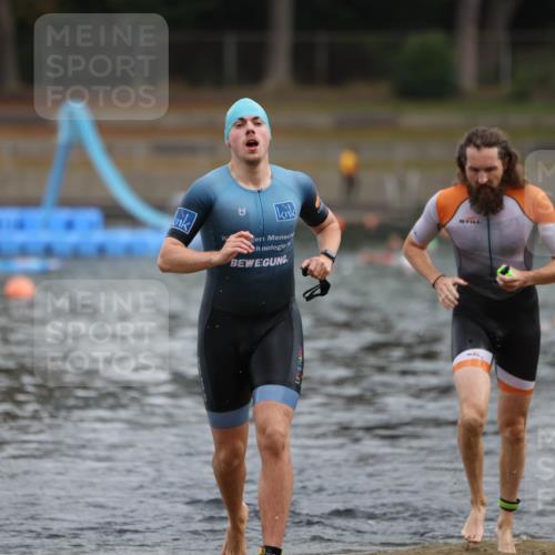 14.09.2025 - Stadtparktriathlon Michael Strokosch http://msf.ph/oto/8868629 14.09.2025 10:33:18 Schwimmen 779, 790, 792, 807 meine-sportfotos.de