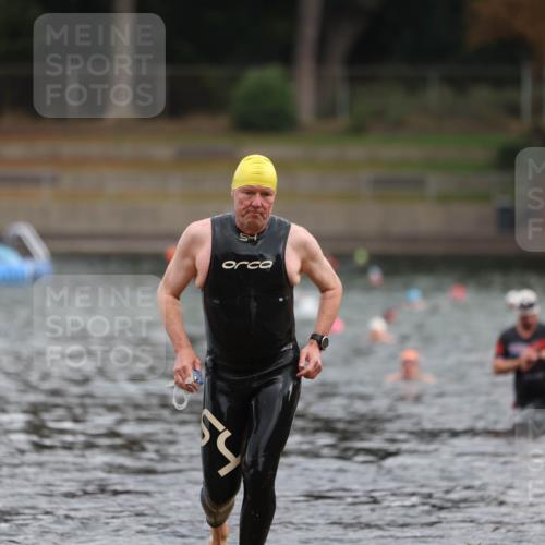 14.09.2025 - Stadtparktriathlon Michael Strokosch http://msf.ph/oto/8868651 14.09.2025 10:33:27 Schwimmen 792 meine-sportfotos.de
