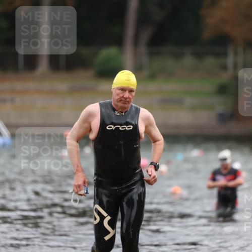 14.09.2025 - Stadtparktriathlon Michael Strokosch http://msf.ph/oto/8868654 14.09.2025 10:33:28 Schwimmen 792 meine-sportfotos.de