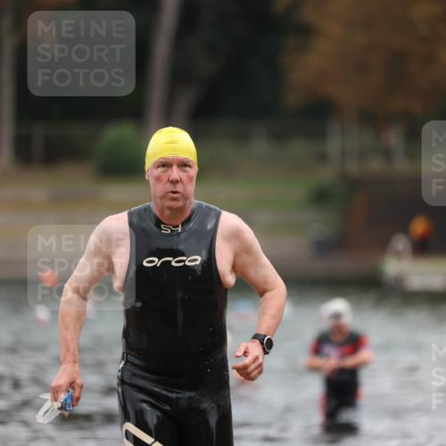 14.09.2025 - Stadtparktriathlon Michael Strokosch http://msf.ph/oto/8868659 14.09.2025 10:33:29 Schwimmen 792 meine-sportfotos.de