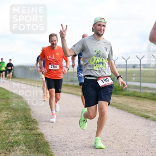 14.09.2025 - Airport Race Dr. Thomas Lammeyer http://msf.ph/oto/8868698 14.09.2025 12:12:55 Laufen 764, 19, 190 meine-sportfotos.de