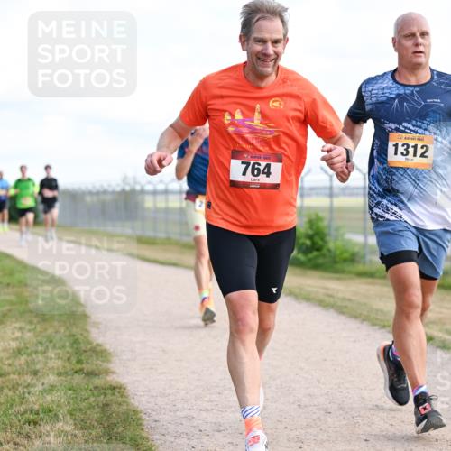 14.09.2025 - Airport Race Dr. Thomas Lammeyer http://msf.ph/oto/8868721 14.09.2025 12:12:56 Laufen 764, 1312 meine-sportfotos.de