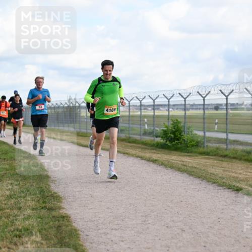 14.09.2025 - Airport Race Dr. Thomas Lammeyer http://msf.ph/oto/8868784 14.09.2025 12:13:01 Laufen 73, 4169 meine-sportfotos.de