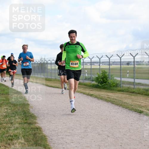 14.09.2025 - Airport Race Dr. Thomas Lammeyer http://msf.ph/oto/8868797 14.09.2025 12:13:02 Laufen 73, 4169 meine-sportfotos.de