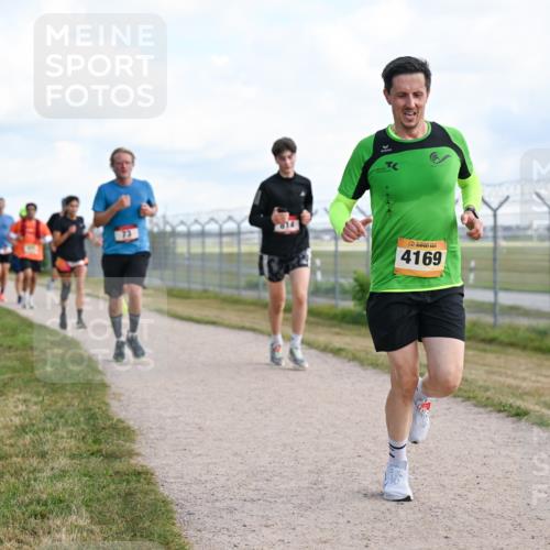 14.09.2025 - Airport Race Dr. Thomas Lammeyer http://msf.ph/oto/8868814 14.09.2025 12:13:03 Laufen 4169 meine-sportfotos.de