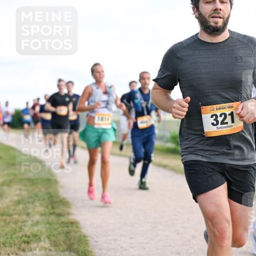 14.09.2025 - Airport Race Dr. Thomas Lammeyer http://msf.ph/oto/8868985 14.09.2025 12:13:14 Laufen 321, 1736 meine-sportfotos.de