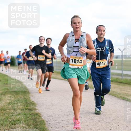 14.09.2025 - Airport Race Dr. Thomas Lammeyer http://msf.ph/oto/8869002 14.09.2025 12:13:15 Laufen 1702, 409, 1814, 1814, 1500, 4047 meine-sportfotos.de