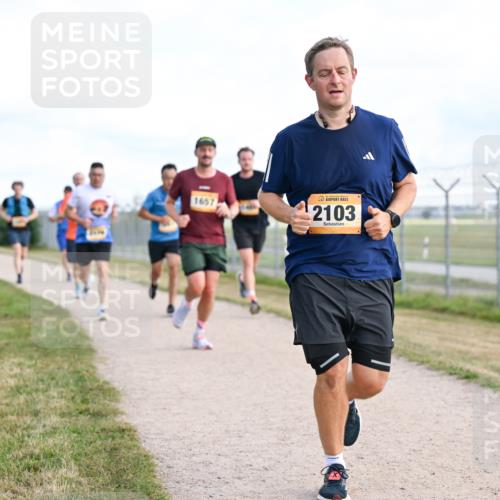 14.09.2025 - Airport Race Dr. Thomas Lammeyer http://msf.ph/oto/8869069 14.09.2025 12:13:20 Laufen 1657, 2103 meine-sportfotos.de