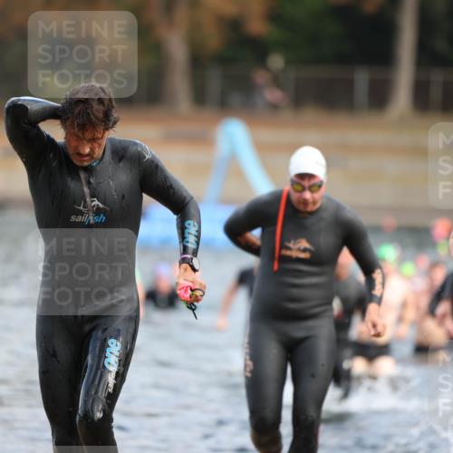 14.09.2025 - Stadtparktriathlon Michael Strokosch http://msf.ph/oto/8869277 14.09.2025 10:52:01 Schwimmen 835, 846, 852, 859, 867, 878, 882, 898, 917 meine-sportfotos.de