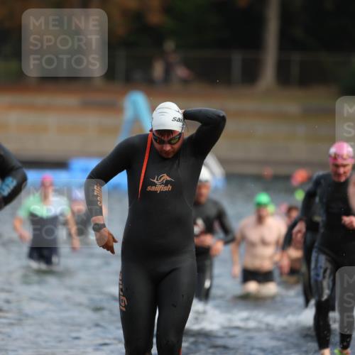 14.09.2025 - Stadtparktriathlon Michael Strokosch http://msf.ph/oto/8869279 14.09.2025 10:52:02 Schwimmen 835, 846, 852, 859, 867, 878, 882, 898, 917 meine-sportfotos.de