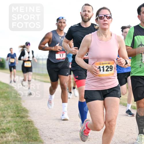 14.09.2025 - Airport Race Dr. Thomas Lammeyer http://msf.ph/oto/8869281 14.09.2025 12:13:37 Laufen 17, 4129, 4181 meine-sportfotos.de