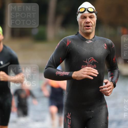 14.09.2025 - Stadtparktriathlon Michael Strokosch http://msf.ph/oto/8869343 14.09.2025 10:52:23 Schwimmen 826, 836, 838, 839, 853, 862, 868, 886, 889, 919 meine-sportfotos.de