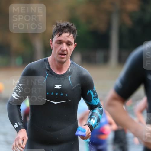 14.09.2025 - Stadtparktriathlon Michael Strokosch http://msf.ph/oto/8869349 14.09.2025 10:52:25 Schwimmen 836, 838, 839, 853, 862, 868, 886, 889 meine-sportfotos.de