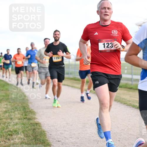 14.09.2025 - Airport Race Dr. Thomas Lammeyer http://msf.ph/oto/8869432 14.09.2025 12:13:46 Laufen 1293, 123, 75, 4175 meine-sportfotos.de