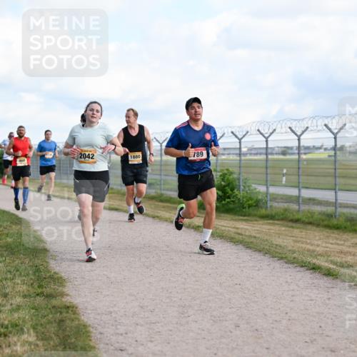 14.09.2025 - Airport Race Dr. Thomas Lammeyer http://msf.ph/oto/8869635 14.09.2025 12:14:03 Laufen 468, 2042, 1880, 789 meine-sportfotos.de