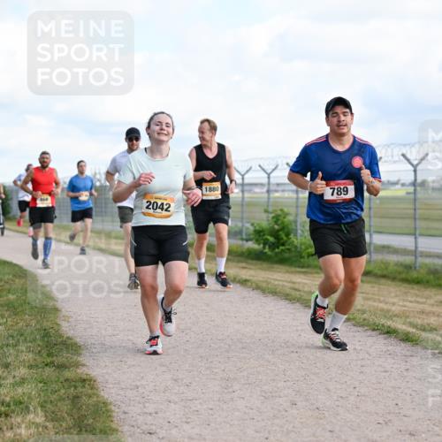 14.09.2025 - Airport Race Dr. Thomas Lammeyer http://msf.ph/oto/8869653 14.09.2025 12:14:04 Laufen 468, 2042, 1880, 789 meine-sportfotos.de