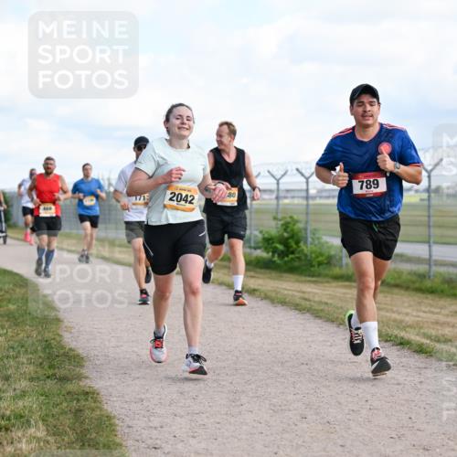 14.09.2025 - Airport Race Dr. Thomas Lammeyer http://msf.ph/oto/8869656 14.09.2025 12:14:04 Laufen 464, 171, 2042, 789, 80 meine-sportfotos.de