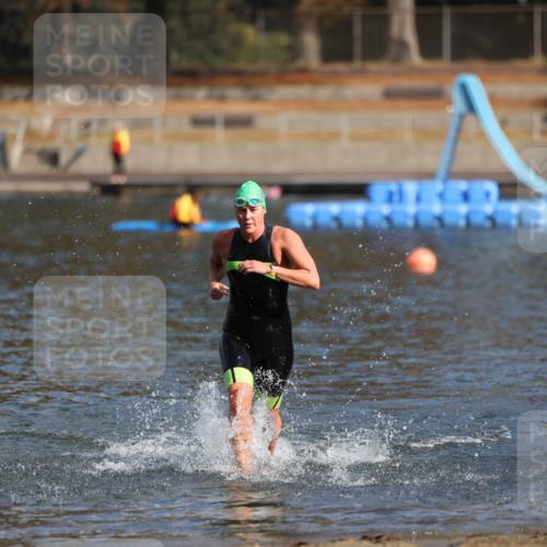 14.09.2025 - Stadtparktriathlon Michael Strokosch http://msf.ph/oto/8869831 14.09.2025 11:08:12 Schwimmen 973 meine-sportfotos.de