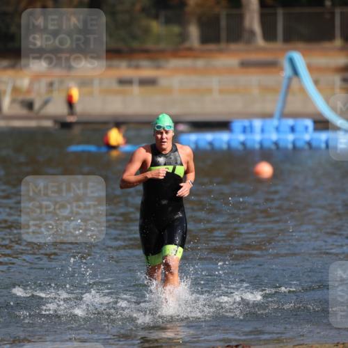 14.09.2025 - Stadtparktriathlon Michael Strokosch http://msf.ph/oto/8869834 14.09.2025 11:08:13 Schwimmen 973 meine-sportfotos.de