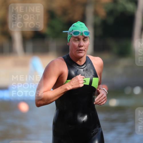 14.09.2025 - Stadtparktriathlon Michael Strokosch http://msf.ph/oto/8869849 14.09.2025 11:08:18 Schwimmen 973 meine-sportfotos.de