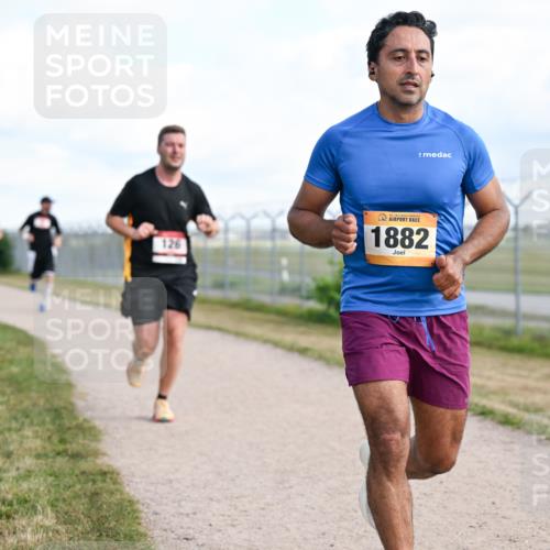 14.09.2025 - Airport Race Dr. Thomas Lammeyer http://msf.ph/oto/8869868 14.09.2025 12:14:18 Laufen 126, 1882 meine-sportfotos.de
