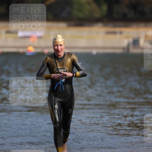 14.09.2025 - Stadtparktriathlon Michael Strokosch http://msf.ph/oto/8869869 14.09.2025 11:09:02 Schwimmen 1012 meine-sportfotos.de