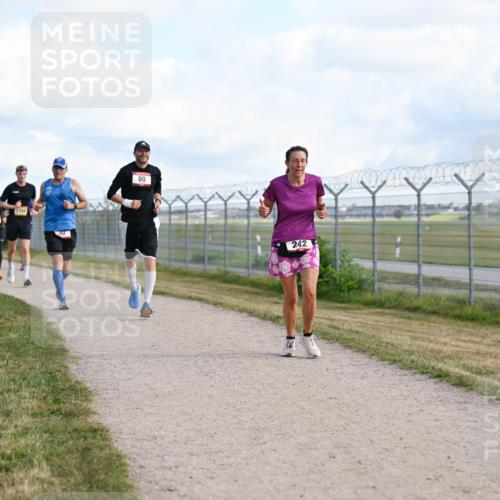 14.09.2025 - Airport Race Dr. Thomas Lammeyer http://msf.ph/oto/8869913 14.09.2025 12:14:21 Laufen 170, 80, 242 meine-sportfotos.de