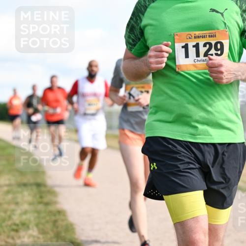 14.09.2025 - Airport Race Dr. Thomas Lammeyer http://msf.ph/oto/8870052 14.09.2025 12:14:30 Laufen 42, 1129 meine-sportfotos.de