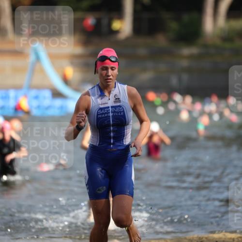 14.09.2025 - Stadtparktriathlon Michael Strokosch http://msf.ph/oto/8870096 14.09.2025 11:11:50 Schwimmen 955, 985, 987, 992 meine-sportfotos.de