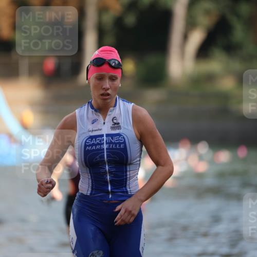 14.09.2025 - Stadtparktriathlon Michael Strokosch http://msf.ph/oto/8870102 14.09.2025 11:11:51 Schwimmen 955, 985, 987, 992 meine-sportfotos.de