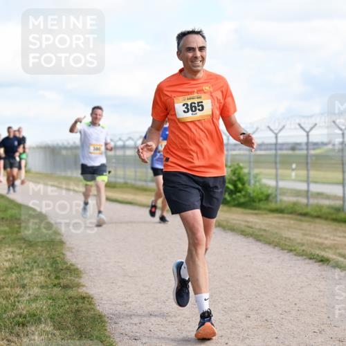 14.09.2025 - Airport Race Dr. Thomas Lammeyer http://msf.ph/oto/8870156 14.09.2025 12:14:36 Laufen 340, 365 meine-sportfotos.de