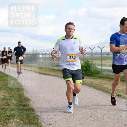 14.09.2025 - Airport Race Dr. Thomas Lammeyer http://msf.ph/oto/8870187 14.09.2025 12:14:39 Laufen 380 meine-sportfotos.de