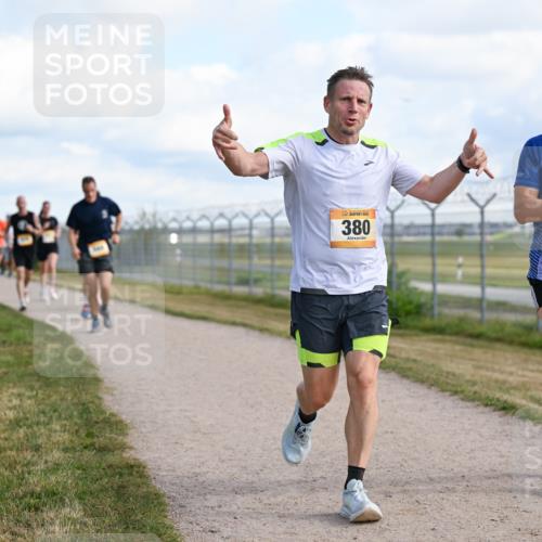 14.09.2025 - Airport Race Dr. Thomas Lammeyer http://msf.ph/oto/8870192 14.09.2025 12:14:39 Laufen 380 meine-sportfotos.de