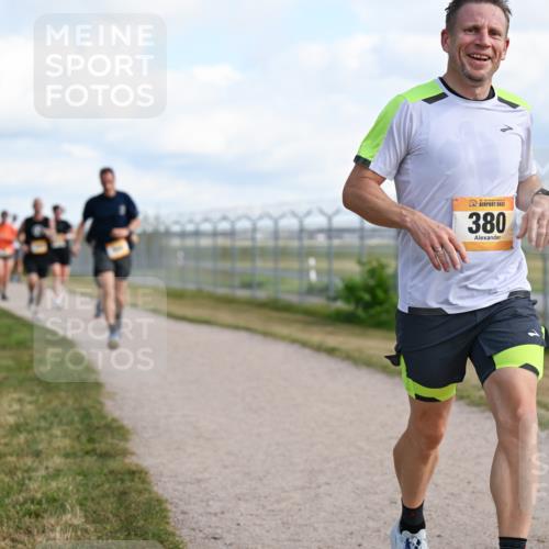 14.09.2025 - Airport Race Dr. Thomas Lammeyer http://msf.ph/oto/8870201 14.09.2025 12:14:40 Laufen 380 meine-sportfotos.de