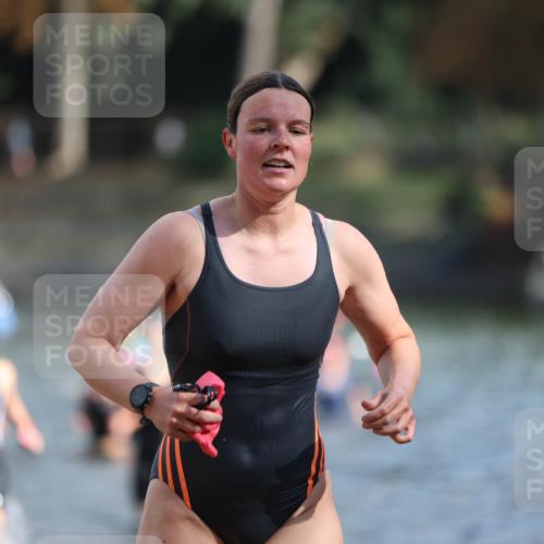 14.09.2025 - Stadtparktriathlon Michael Strokosch http://msf.ph/oto/8870248 14.09.2025 11:12:48 Schwimmen 925, 935, 979, 984, 996, 1015 meine-sportfotos.de