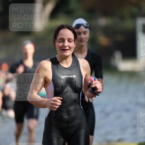 14.09.2025 - Stadtparktriathlon Michael Strokosch http://msf.ph/oto/8870270 14.09.2025 11:12:53 Schwimmen 925, 935, 969, 984, 996, 1009, 1020 meine-sportfotos.de