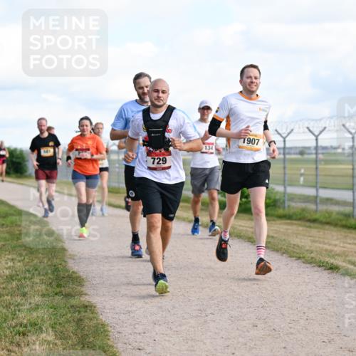 14.09.2025 - Airport Race Dr. Thomas Lammeyer http://msf.ph/oto/8870337 14.09.2025 12:14:49 Laufen 729, 134, 907 meine-sportfotos.de