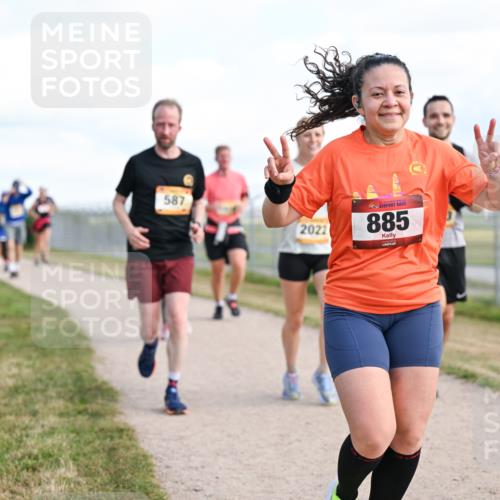 14.09.2025 - Airport Race Dr. Thomas Lammeyer http://msf.ph/oto/8870401 14.09.2025 12:14:53 Laufen 587, 2022, 885 meine-sportfotos.de