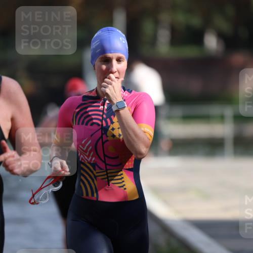 14.09.2025 - Stadtparktriathlon Michael Strokosch http://msf.ph/oto/8870418 14.09.2025 11:13:43 Schwimmen 937, 938, 960, 981, 982 meine-sportfotos.de