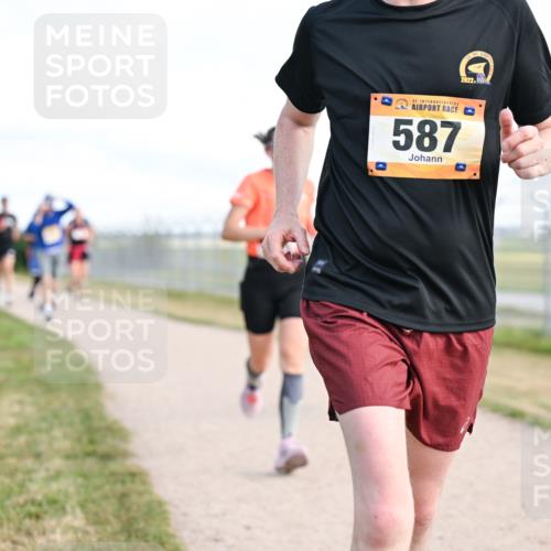 14.09.2025 - Airport Race Dr. Thomas Lammeyer http://msf.ph/oto/8870431 14.09.2025 12:14:54 Laufen 42, 587, 2022 meine-sportfotos.de
