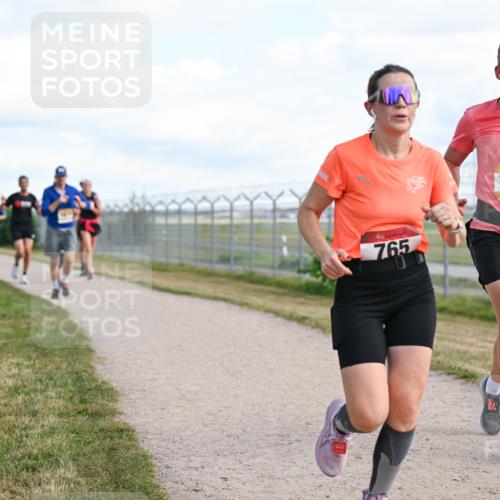 14.09.2025 - Airport Race Dr. Thomas Lammeyer http://msf.ph/oto/8870443 14.09.2025 12:14:55 Laufen 765, 1414 meine-sportfotos.de