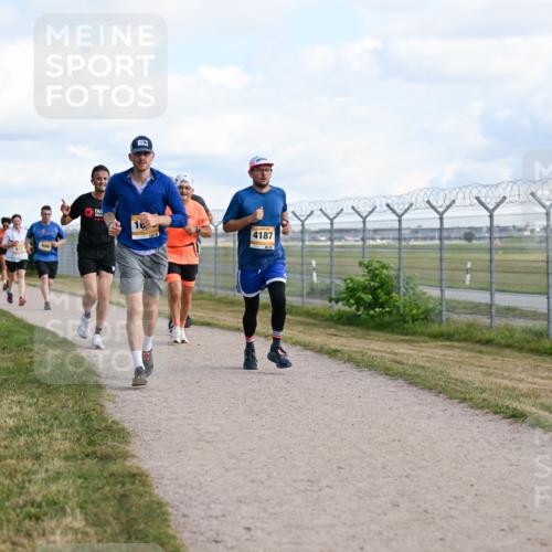 14.09.2025 - Airport Race Dr. Thomas Lammeyer http://msf.ph/oto/8870475 14.09.2025 12:14:58 Laufen 16, 1678, 4187 meine-sportfotos.de