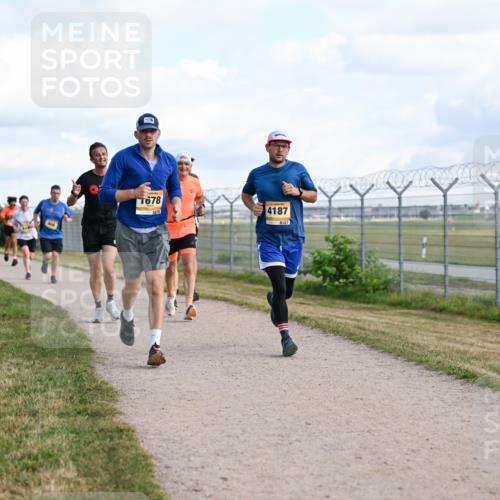 14.09.2025 - Airport Race Dr. Thomas Lammeyer http://msf.ph/oto/8870480 14.09.2025 12:14:58 Laufen 1678, 1678, 4187, 4187 meine-sportfotos.de