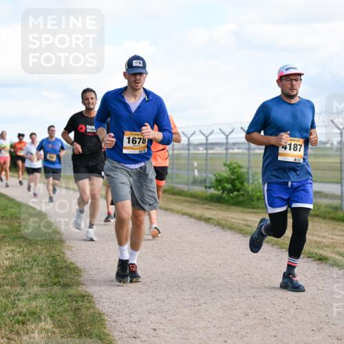 14.09.2025 - Airport Race Dr. Thomas Lammeyer http://msf.ph/oto/8870498 14.09.2025 12:14:59 Laufen 1678, 1678, 4187, 4187 meine-sportfotos.de