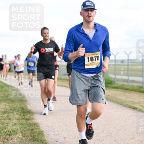 14.09.2025 - Airport Race Dr. Thomas Lammeyer http://msf.ph/oto/8870521 14.09.2025 12:15:00 Laufen 1678, 1678 meine-sportfotos.de