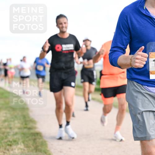 14.09.2025 - Airport Race Dr. Thomas Lammeyer http://msf.ph/oto/8870533 14.09.2025 12:15:01 Laufen 42, 1678, 1678 meine-sportfotos.de