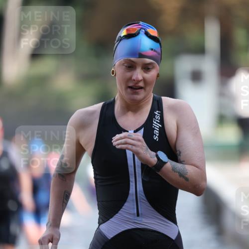 14.09.2025 - Stadtparktriathlon Michael Strokosch http://msf.ph/oto/8870588 14.09.2025 11:14:51 Schwimmen 936, 952, 957, 958, 963 meine-sportfotos.de